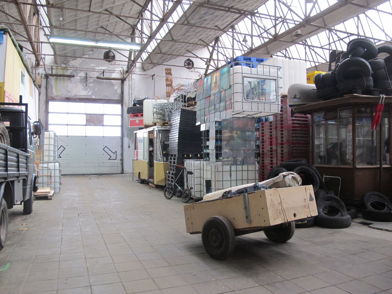 An empty cart in the hall at the start of the day
